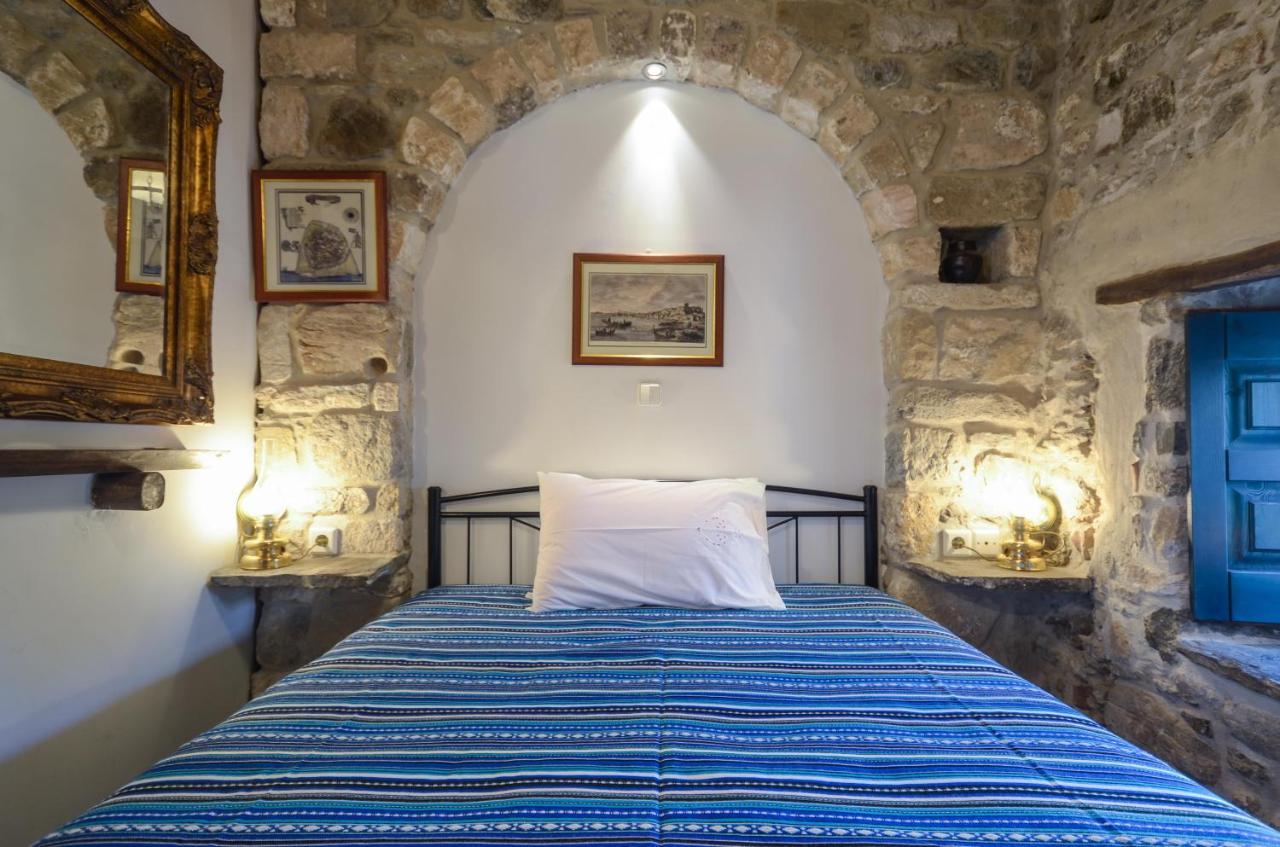 Venetiko Apartments Naxos City エクステリア 写真