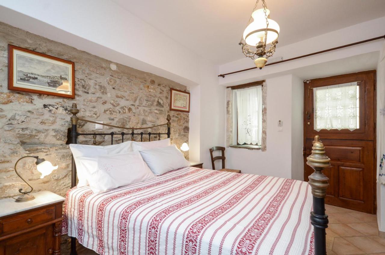 Venetiko Apartments Naxos City エクステリア 写真