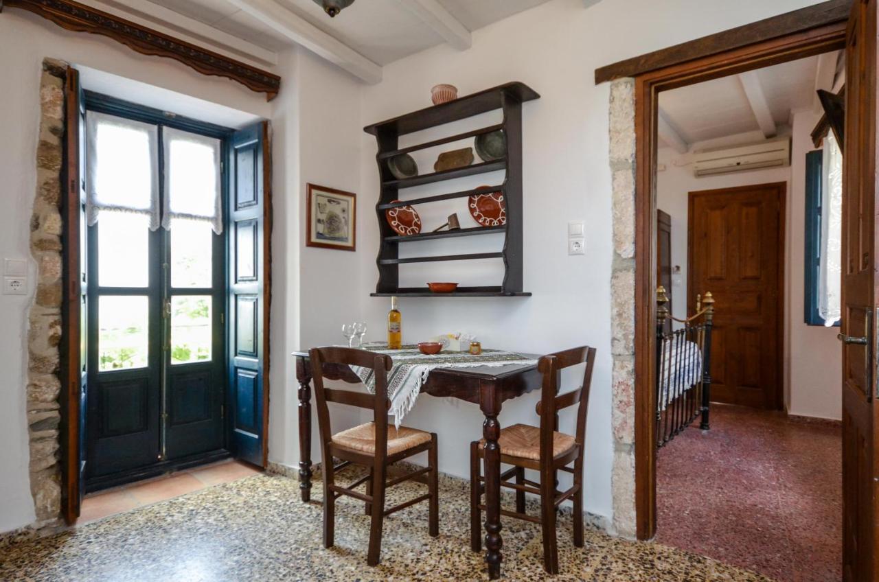 Venetiko Apartments Naxos City エクステリア 写真