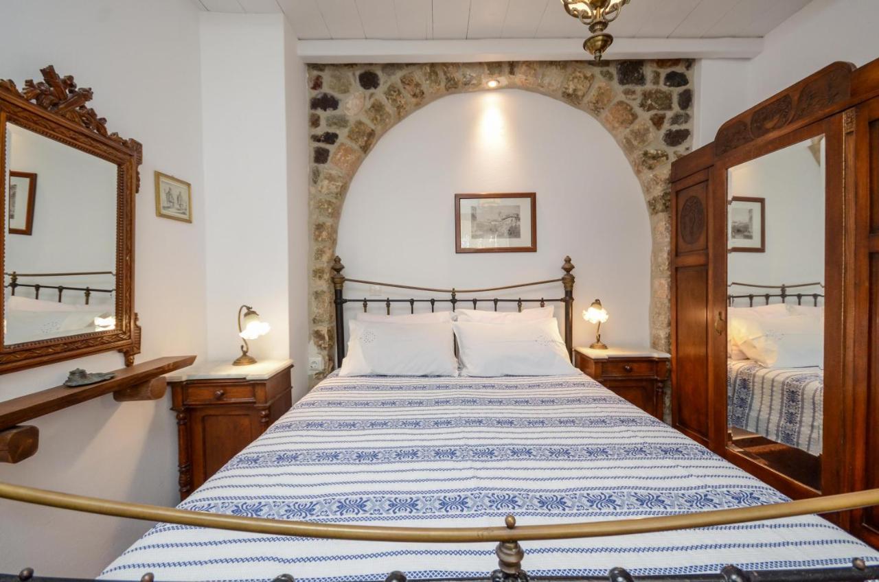 Venetiko Apartments Naxos City エクステリア 写真
