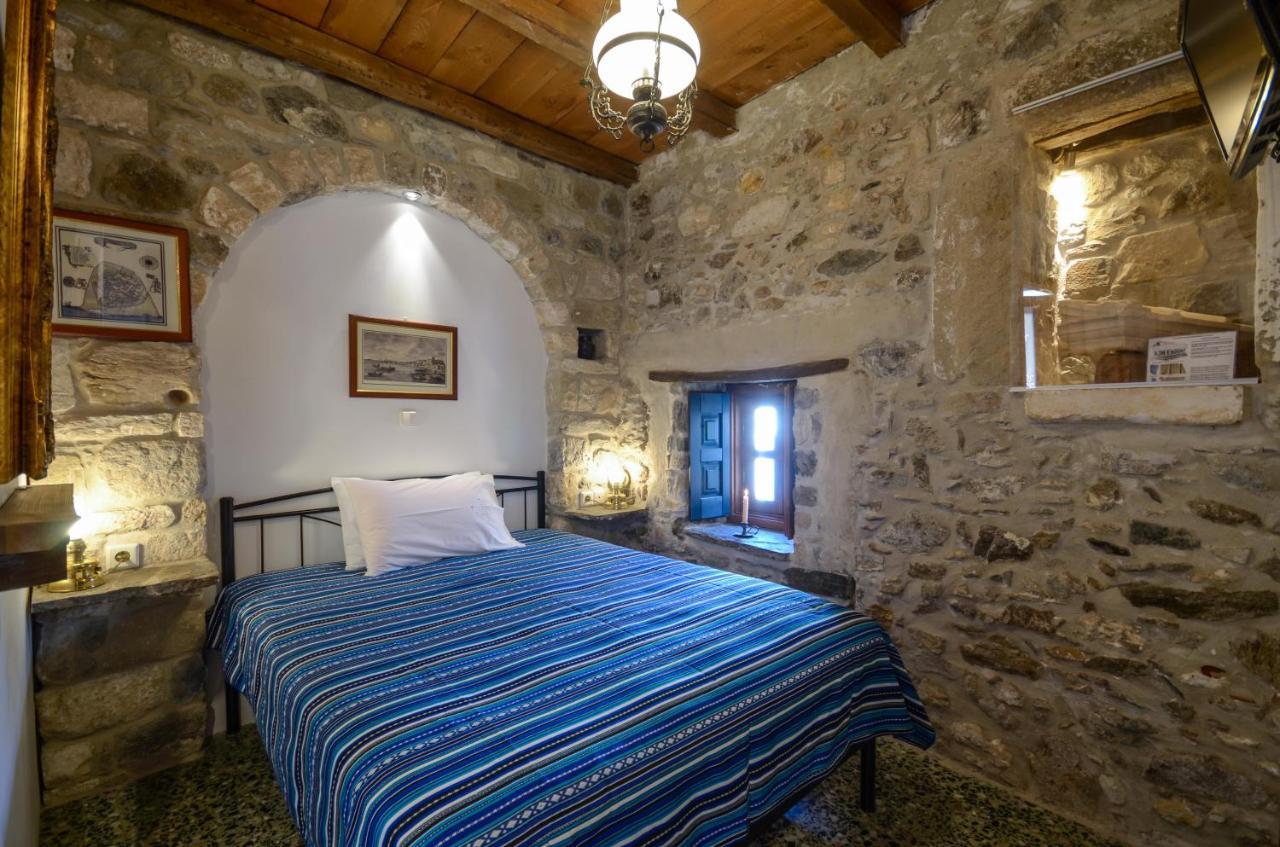 Venetiko Apartments Naxos City エクステリア 写真