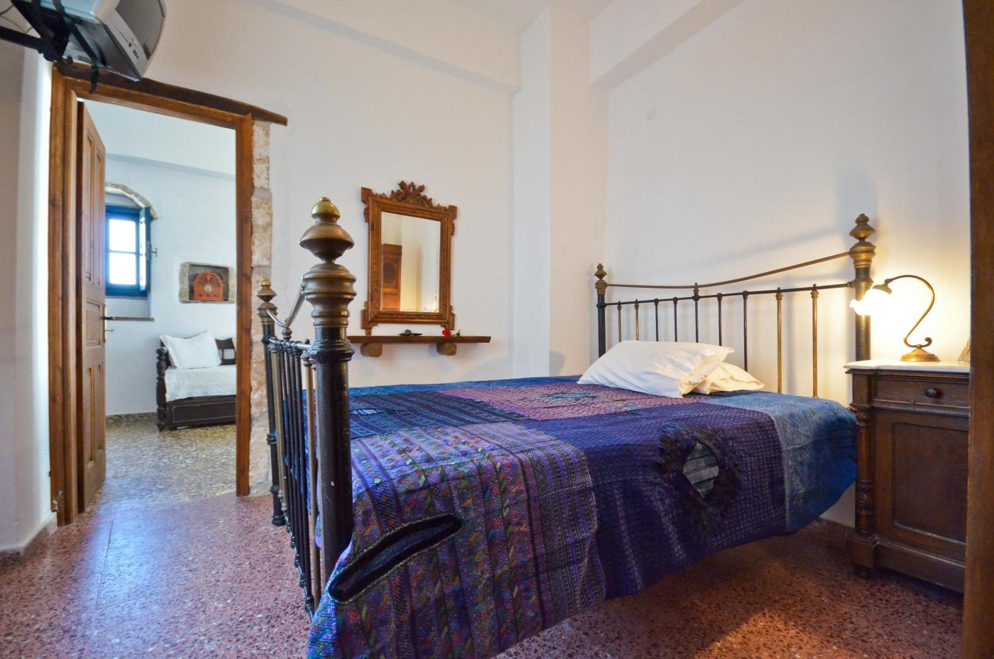 Venetiko Apartments Naxos City エクステリア 写真