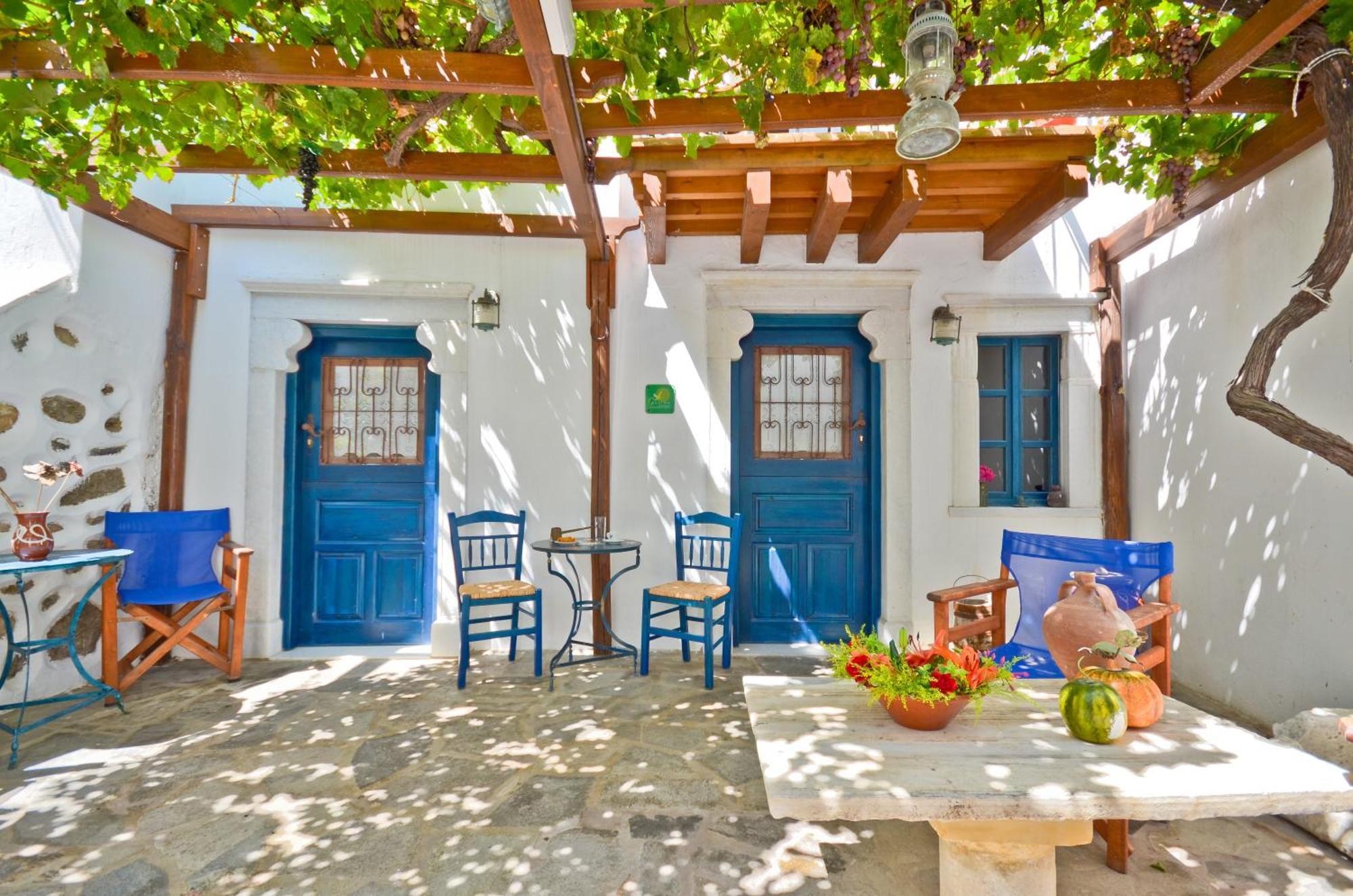 Venetiko Apartments Naxos City エクステリア 写真